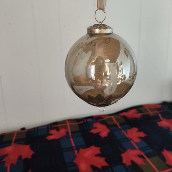 Decorative Hanging Ball - Picture 3 of 3